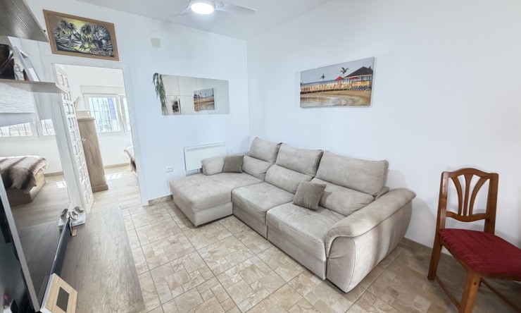 Re-Sale - Bungalow - Orihuela Costa - Villamartin