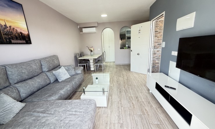Re-Sale - Detached Villa - Orihuela Costa - Villamartin