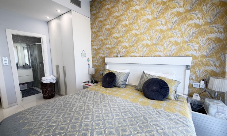 Re-Sale - Detached Villa - Orihuela Costa - Villamartin