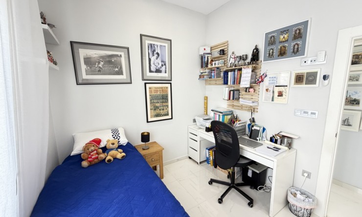 Re-Sale - Detached Villa - Orihuela Costa - Villamartin