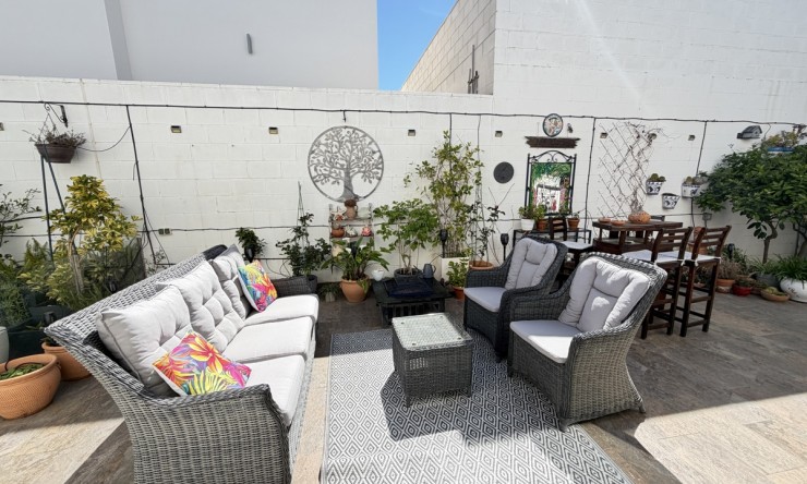 Re-Sale - Detached Villa - Orihuela Costa - Villamartin