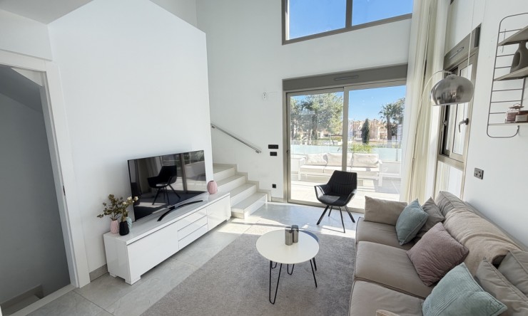 Videresalg - Frittliggende Villa - Orihuela Costa - Villamartin