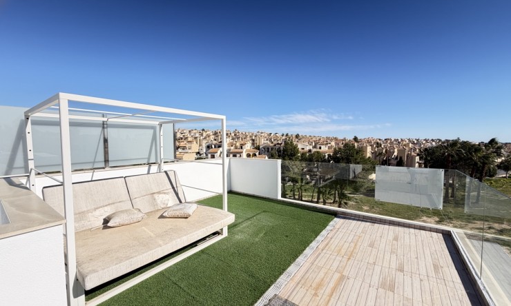 Videresalg - Frittliggende Villa - Orihuela Costa - Villamartin