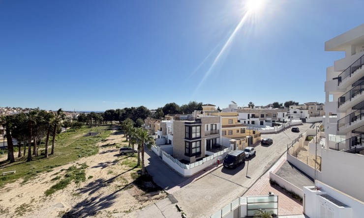 Videresalg - Frittliggende Villa - Orihuela Costa - Villamartin