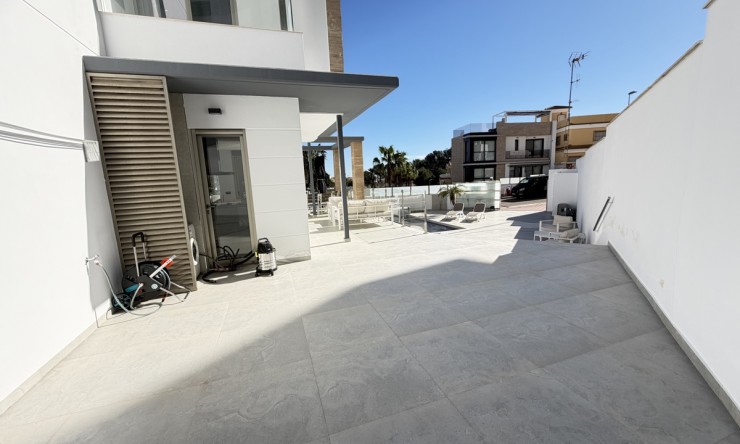 Videresalg - Frittliggende Villa - Orihuela Costa - Villamartin