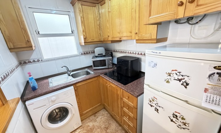 Re-Sale - Apartment - Torrevieja - Torrevieja - Centre
