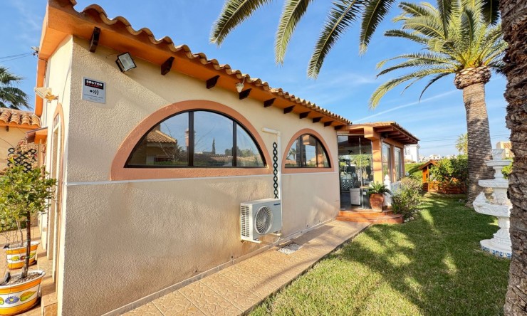 Re-Sale - Detached Villa - Orihuela Costa - Cabo Roig