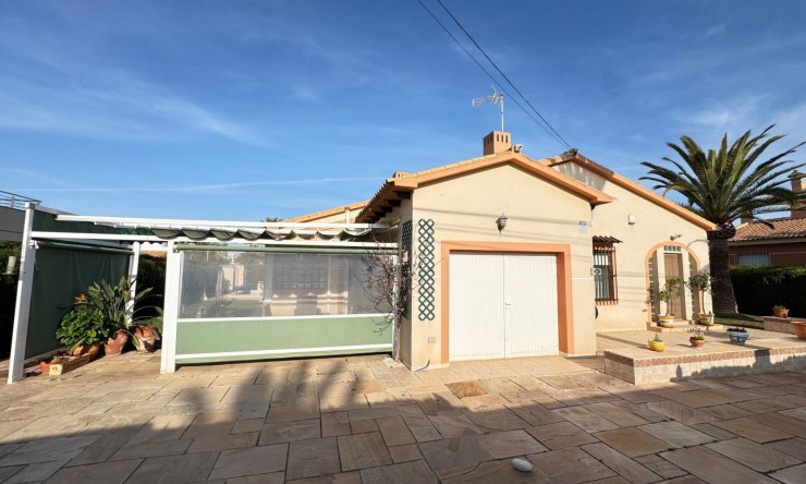 Re-Sale - Detached Villa - Orihuela Costa - Cabo Roig