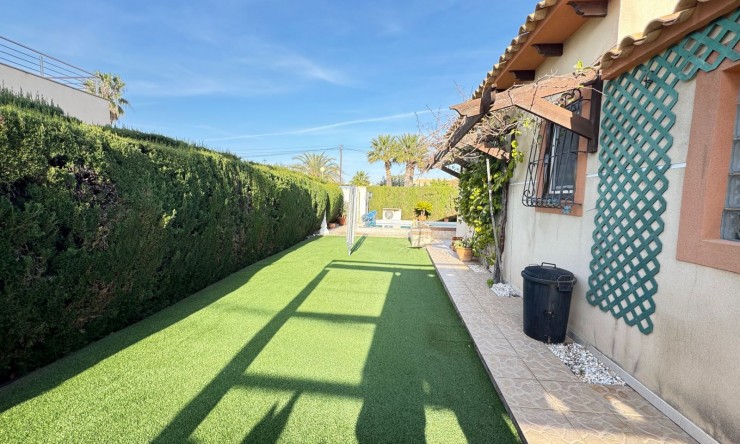 Re-Sale - Detached Villa - Orihuela Costa - Cabo Roig