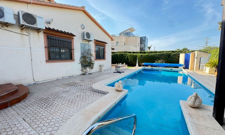Re-Sale - Detached Villa - Orihuela Costa - Cabo Roig