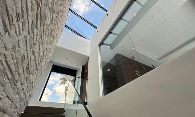 Re-Sale - Detached Villa - Orihuela Costa - Villamartin