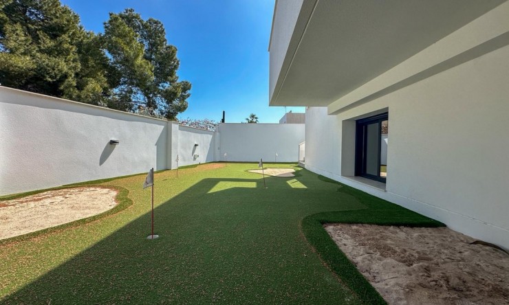 Re-Sale - Detached Villa - Orihuela Costa - Villamartin