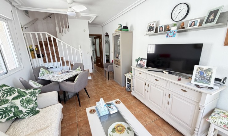 Re-Sale - Bungalow - Orihuela Costa - La Zenia