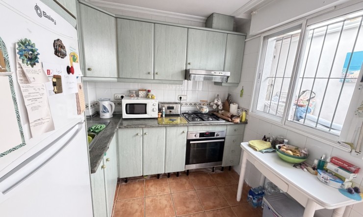 Re-Sale - Bungalow - Orihuela Costa - La Zenia