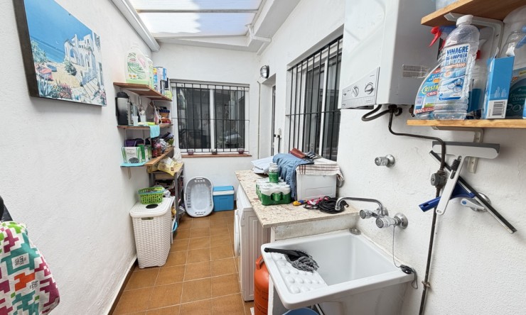 Re-Sale - Bungalow - Orihuela Costa - La Zenia