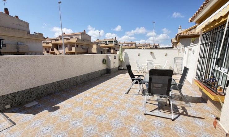 Re-Sale - Bungalow - Orihuela Costa - La Zenia