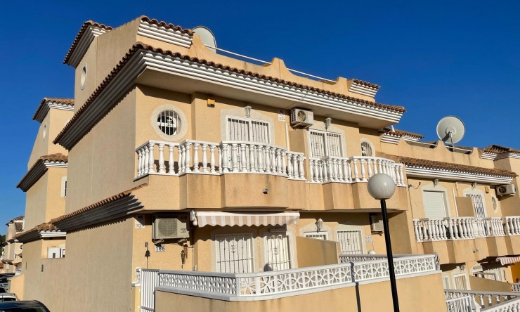 Videresalg - Rekkehus - Orihuela Costa - Villamartin
