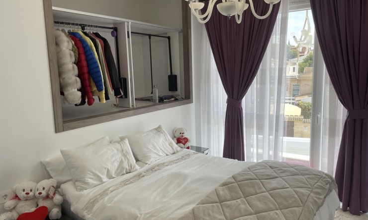 Re-Sale - Detached Villa - Torrevieja - Los Balcones