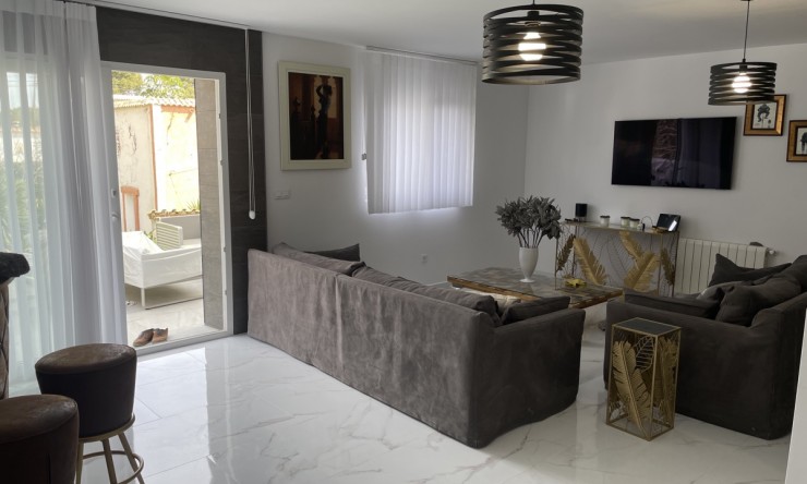 Re-Sale - Detached Villa - Torrevieja - Los Balcones