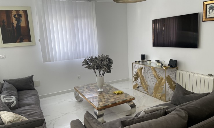 Re-Sale - Detached Villa - Torrevieja - Los Balcones