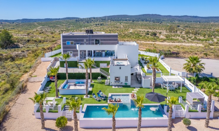 Re-Sale - Detached Villa - Torremendo - Torremendo - Country