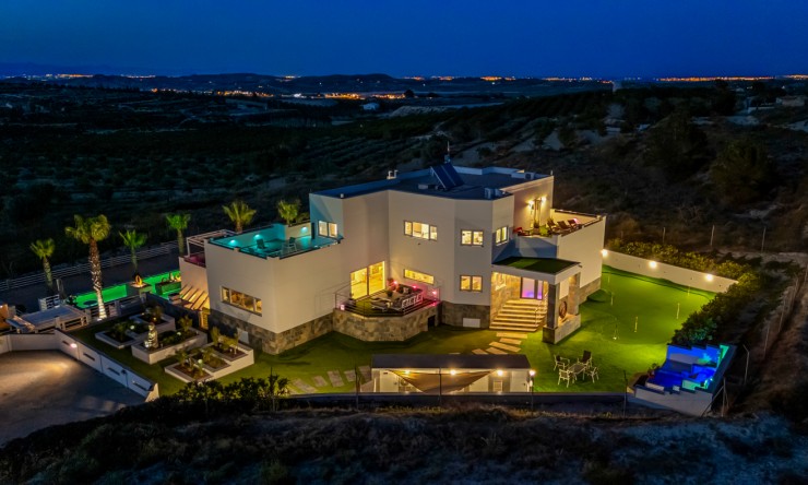Re-Sale - Detached Villa - Torremendo - Torremendo - Country
