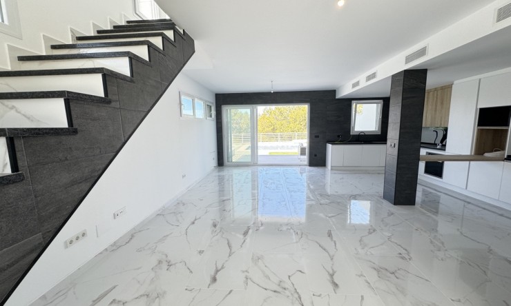 Re-Sale - Detached Villa - Orihuela Costa - Los Balcones