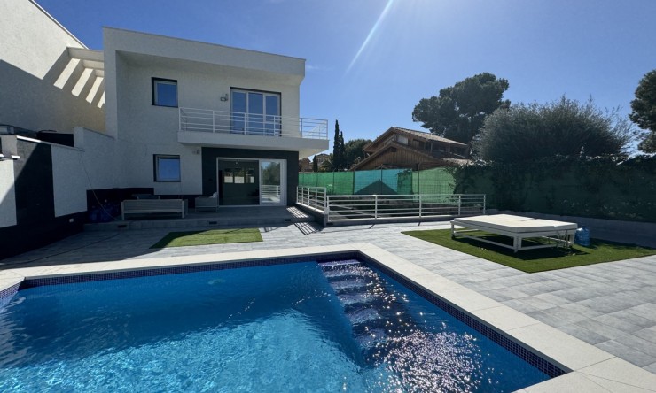 Re-Sale - Detached Villa - Orihuela Costa - Los Balcones