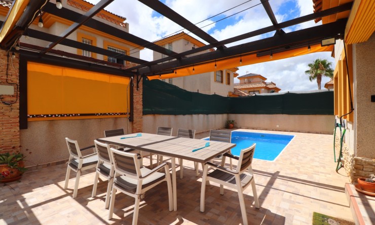Re-Sale - Semi Detached Villa - Los Montesinos - La Herrada