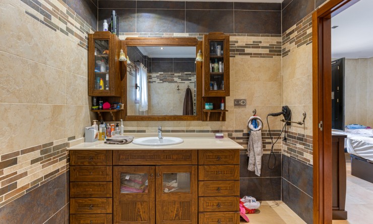 La Revente - Villa - Los Montesinos - La Herrada