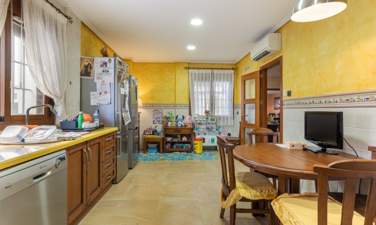 La Revente - Villa - Los Montesinos - La Herrada