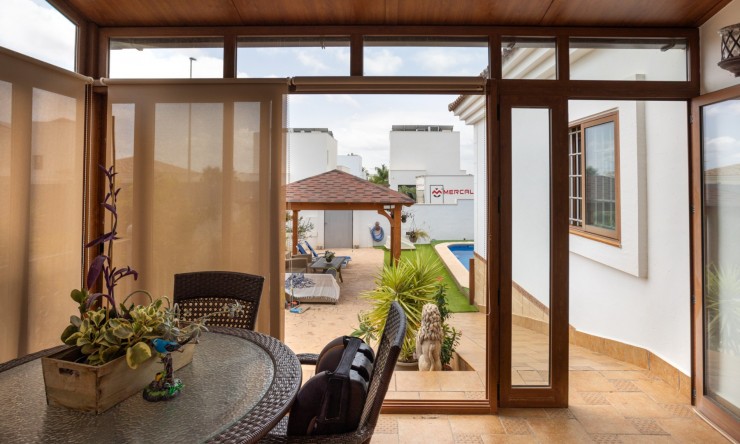 La Revente - Villa - Los Montesinos - La Herrada