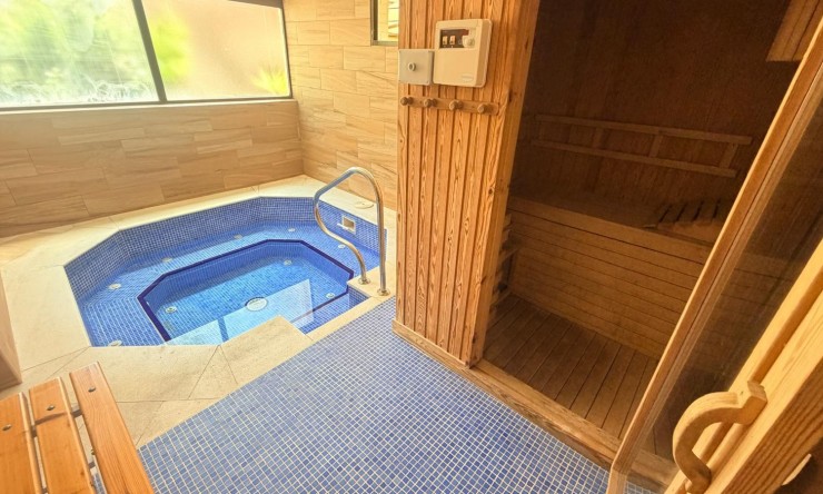 Re-Sale - Apartment - Orihuela Costa - Lomas de Cabo Roig