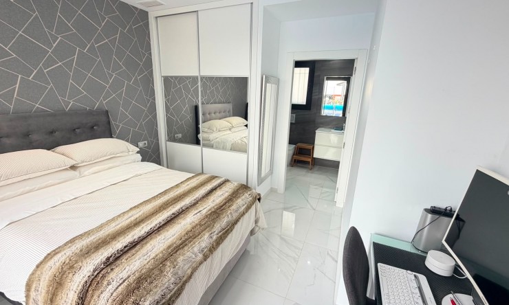 Re-Sale - Detached Villa - Los Montesinos - La Herrada