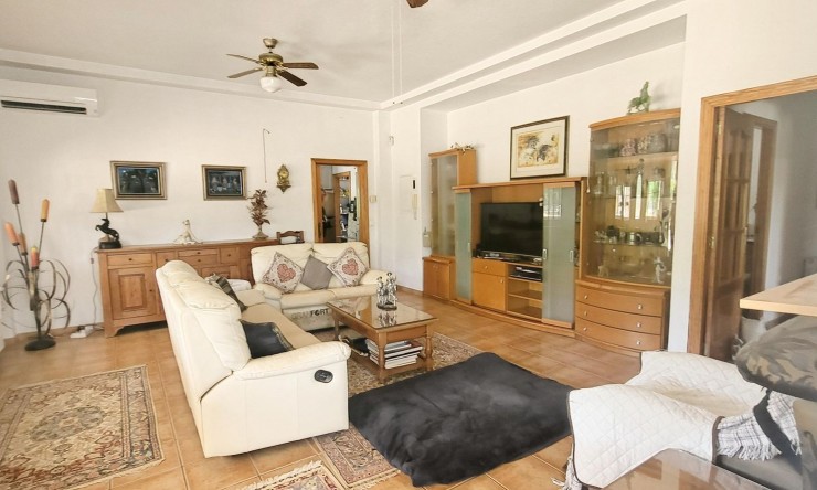 Re-Sale - Country Property - Hondon - Hondon de Las Nieves