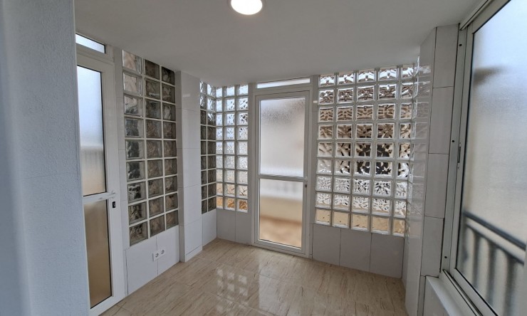 Re-Sale - Apartment - Orihuela Costa - Punta Prima