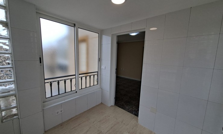 Re-Sale - Apartment - Orihuela Costa - Punta Prima