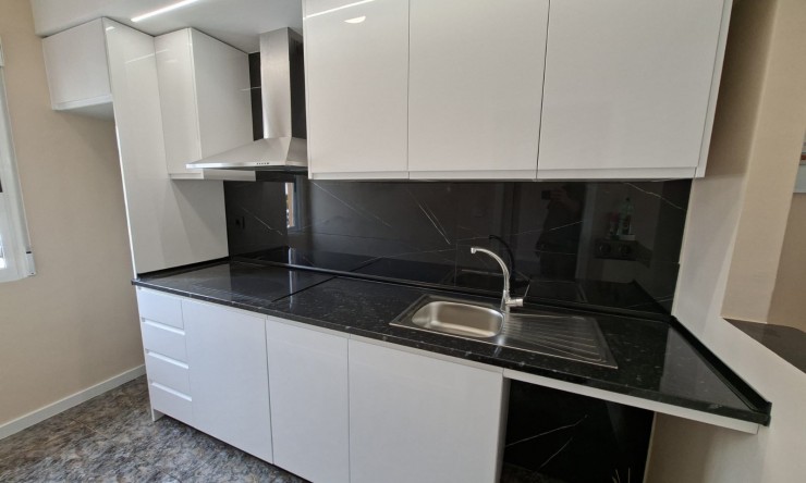 Re-Sale - Apartment - Orihuela Costa - Punta Prima