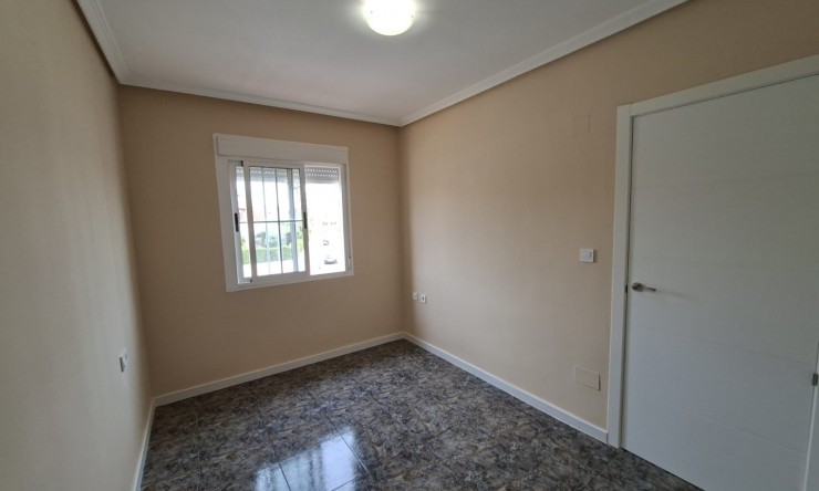 Re-Sale - Apartment - Orihuela Costa - Punta Prima
