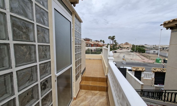 Re-Sale - Apartment - Orihuela Costa - Punta Prima