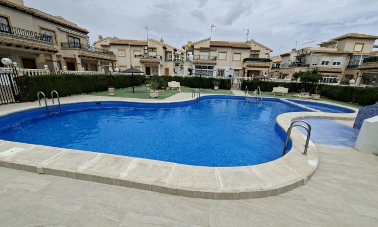 Re-Sale - Apartment - Orihuela Costa - Punta Prima