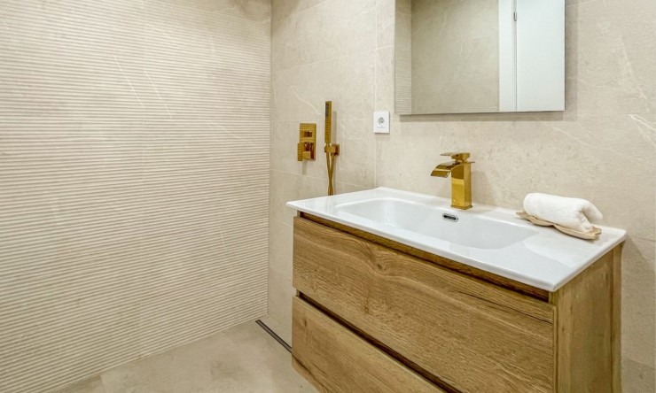 La Revente - Appartement - Torrevieja - Playa Acequion