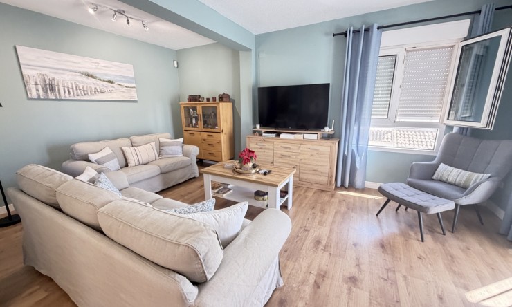 Re-Sale - Detached Villa - Orihuela Costa - Villamartin