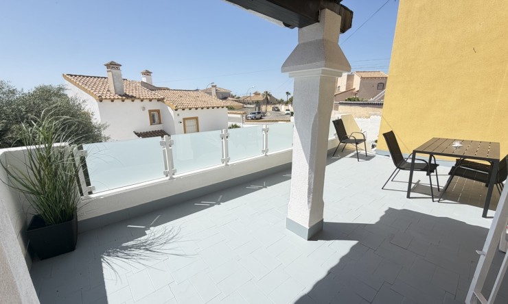 Re-Sale - Detached Villa - Orihuela Costa - Villamartin