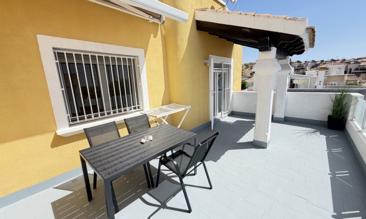 Re-Sale - Detached Villa - Orihuela Costa - Villamartin