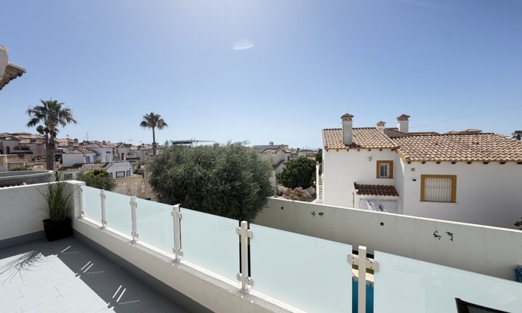 Re-Sale - Detached Villa - Orihuela Costa - Villamartin