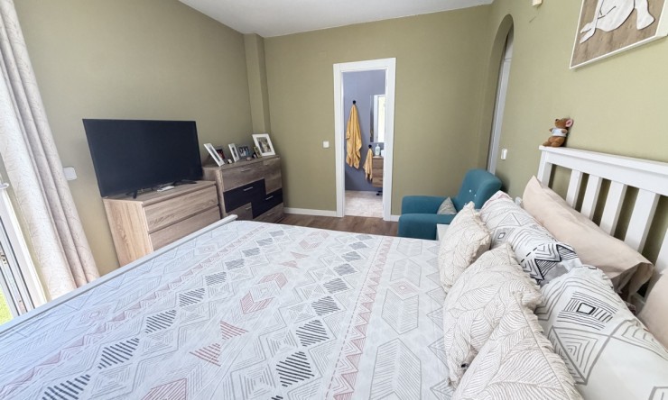 Re-Sale - Detached Villa - Orihuela Costa - Villamartin