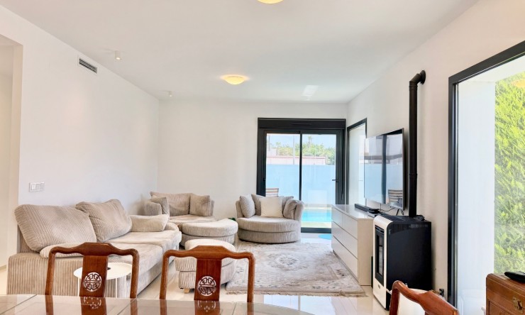 Videresalg - Frittliggende Villa - Ciudad Quesada - Ciudad Quesada - Byen