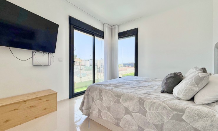 Videresalg - Frittliggende Villa - Ciudad Quesada - Ciudad Quesada - Byen
