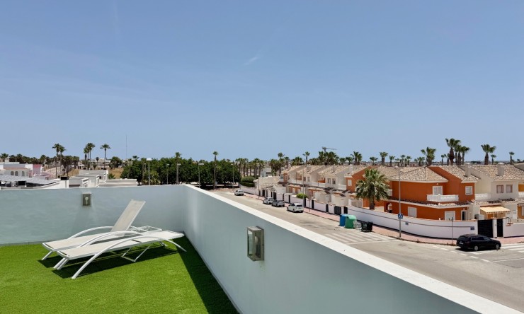 Videresalg - Frittliggende Villa - Ciudad Quesada - Ciudad Quesada - Byen